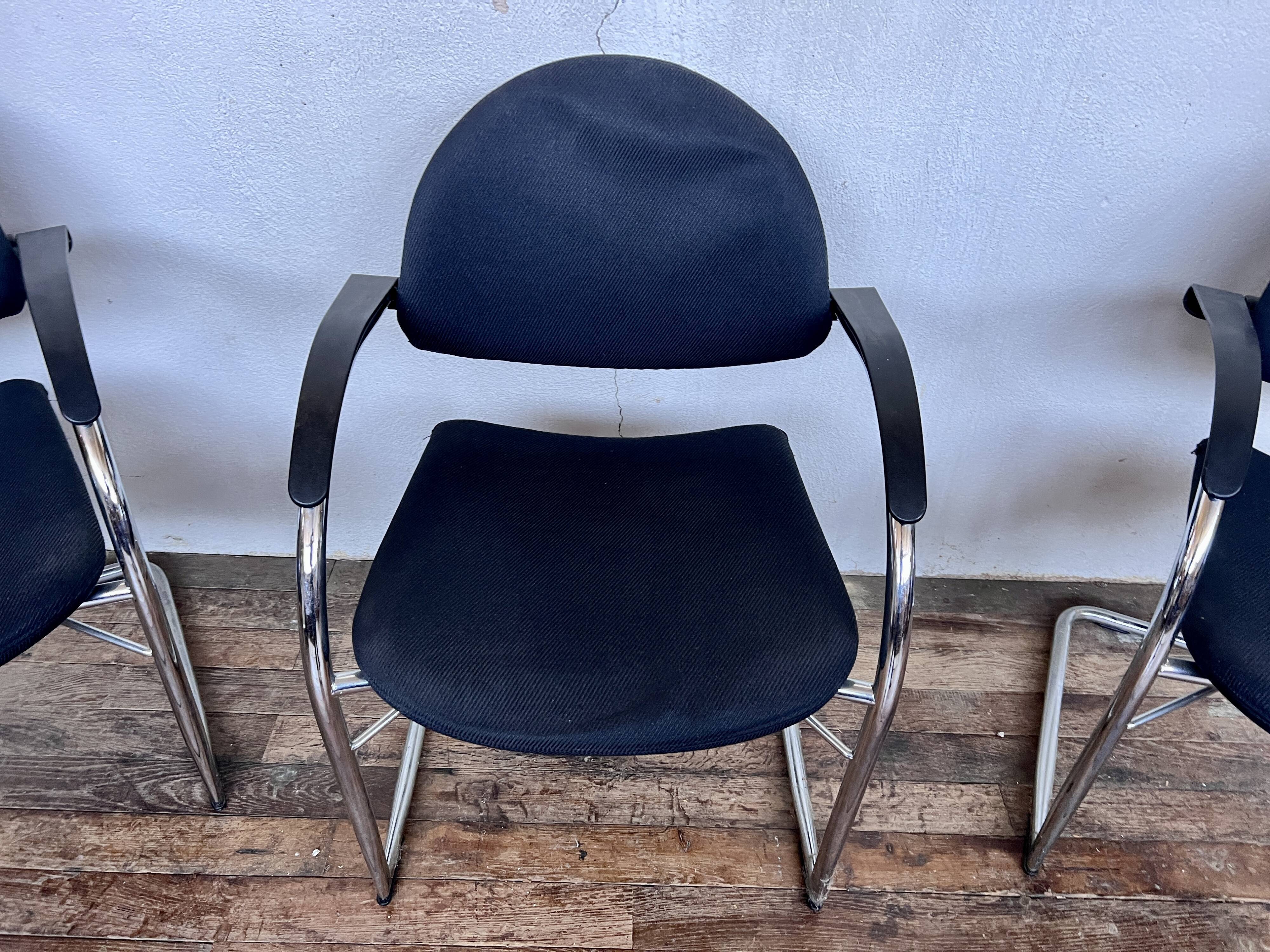 Trio de fauteuis Vitra