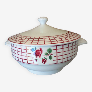 Digoin tureen