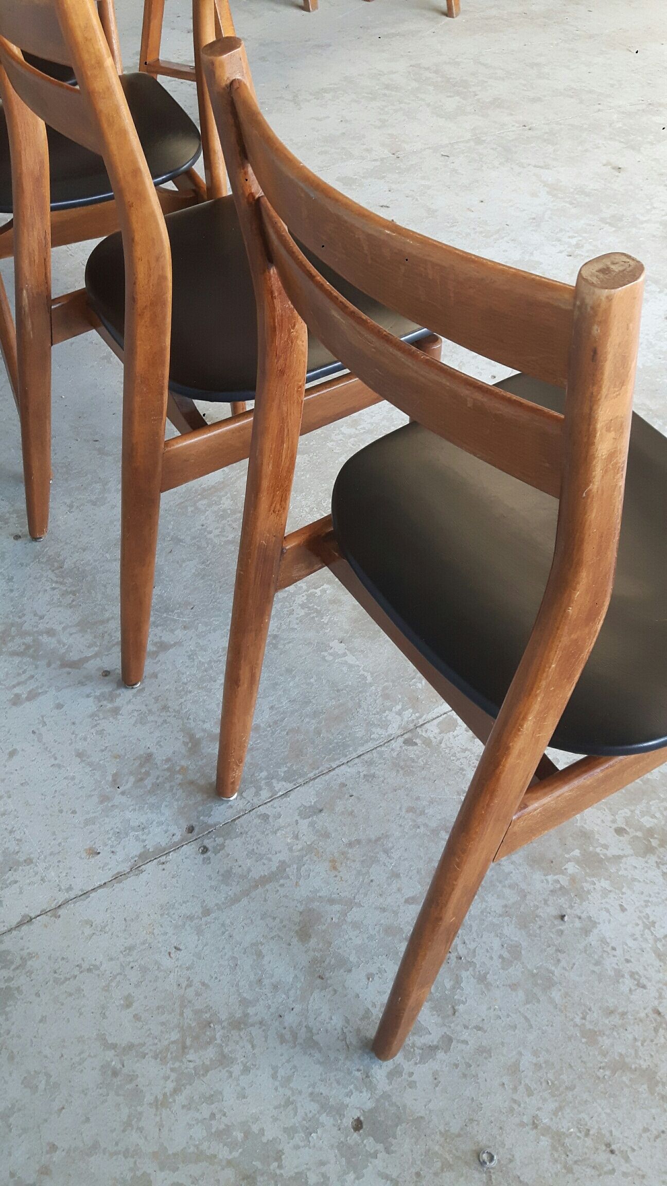 Set of 4 Scandinavian style chairs