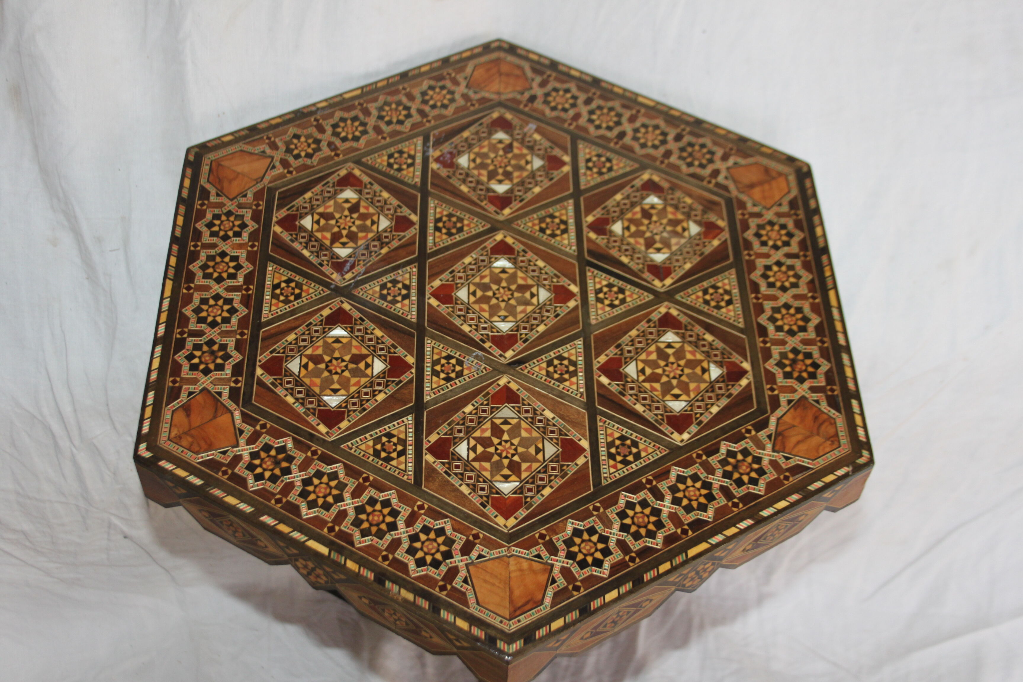 Oriental marquetry side table of the 1970s