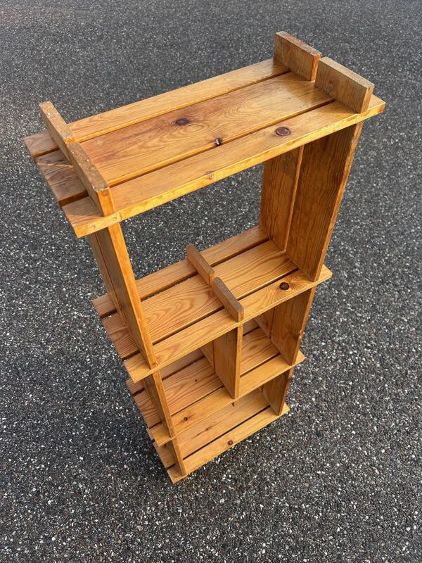 étagère en pin brutaliste 1970