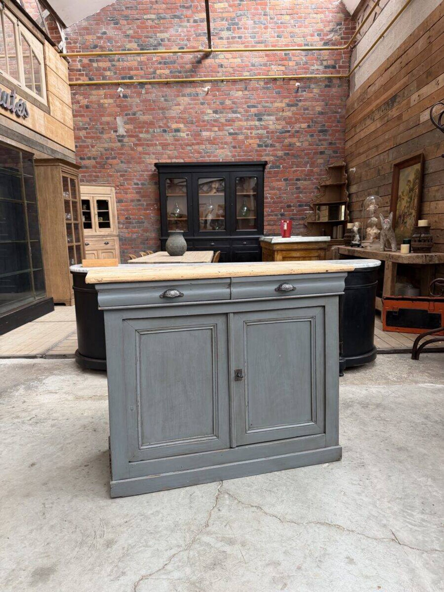 Louis Philippe buffet in grey patina