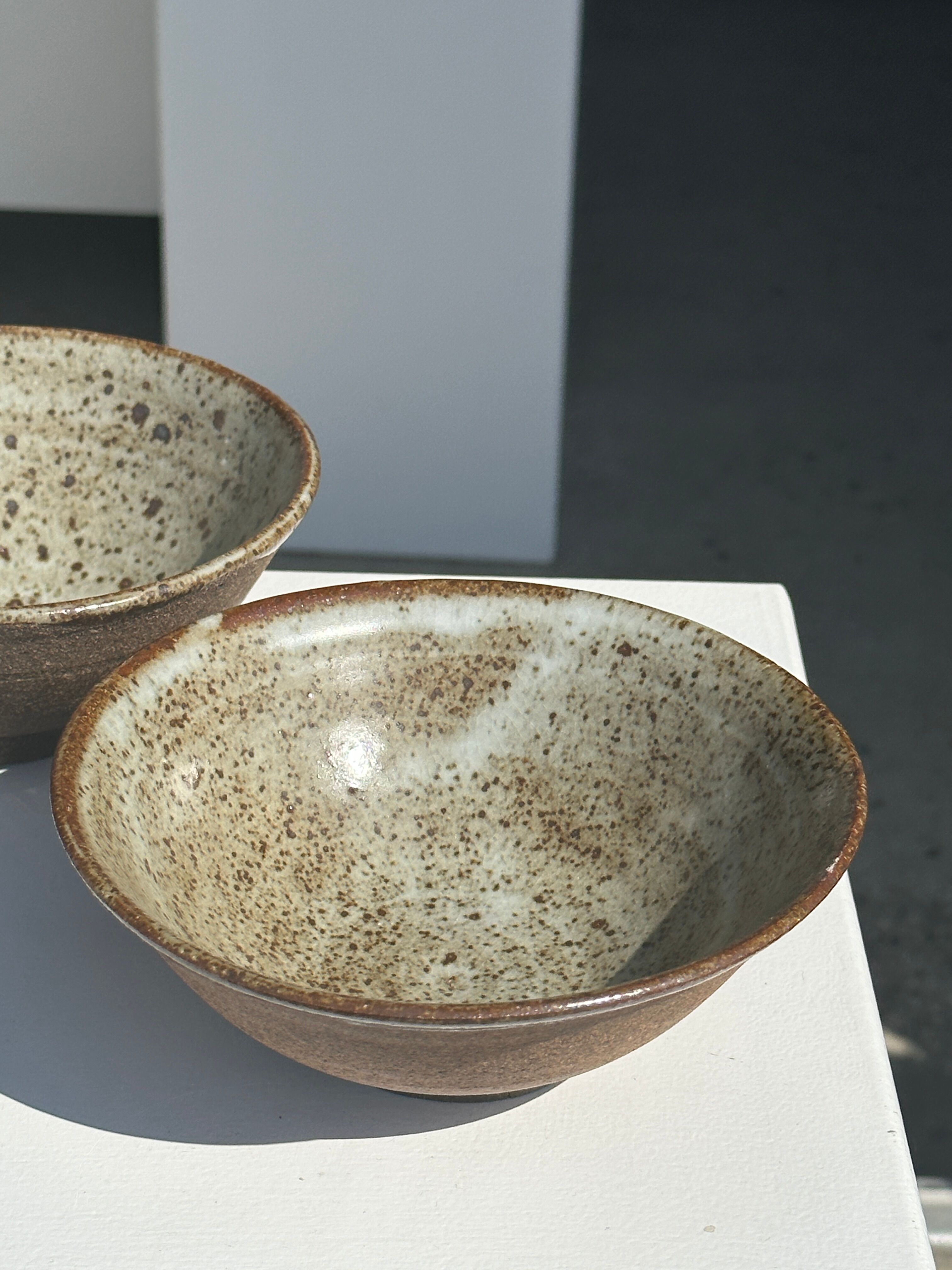 Duo of ceramic bowls interior glazed exterior matt raw earth