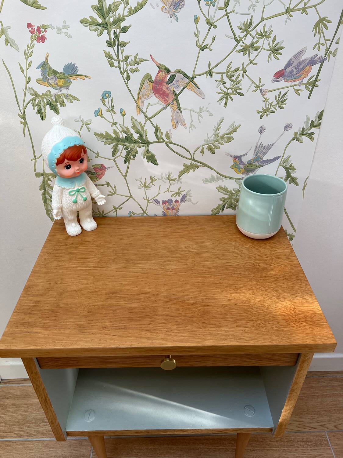 Vintage mizzle bedside table