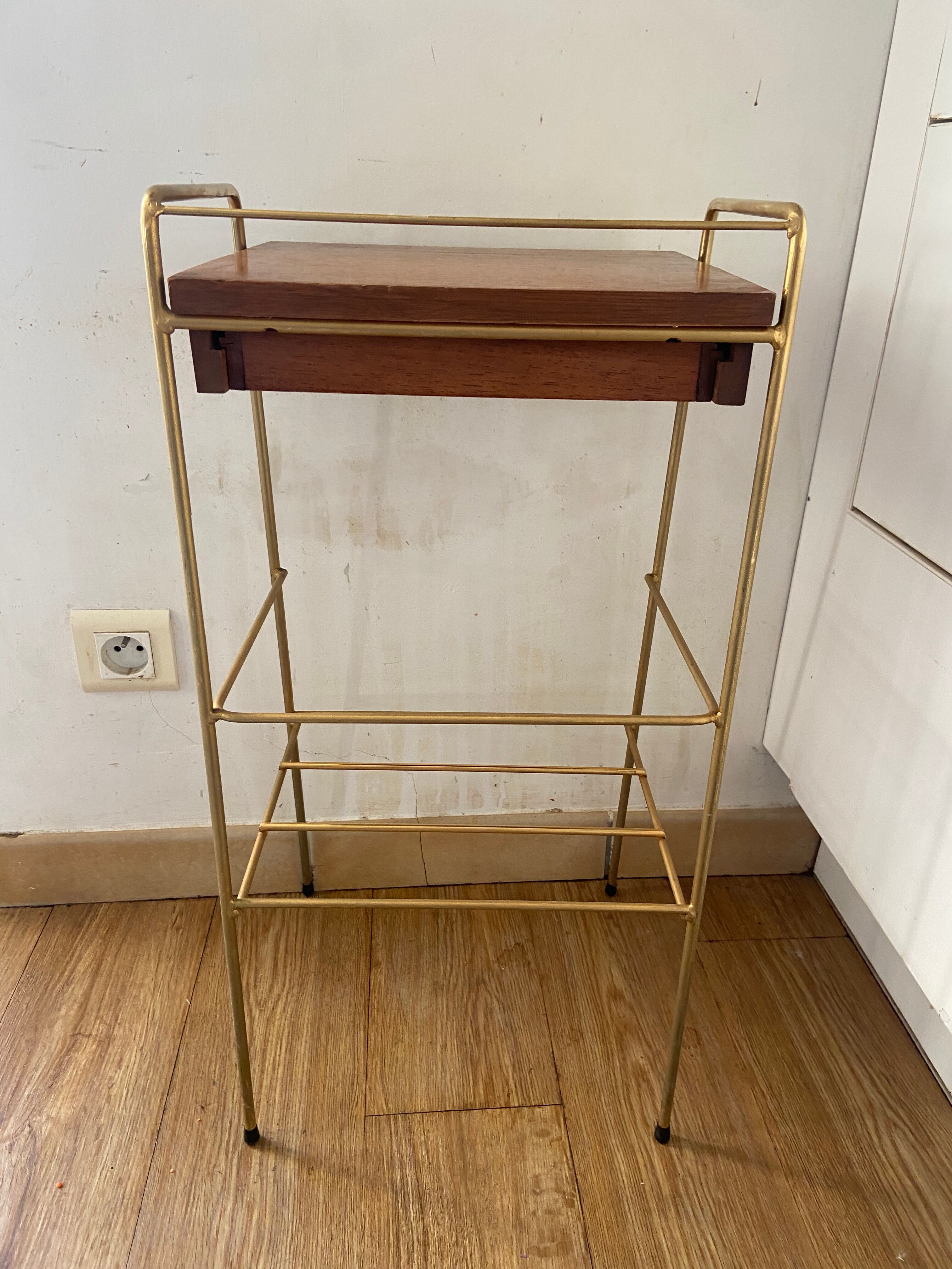 Vintage side table/bedside table