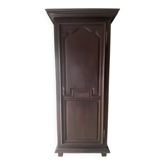 Provincial bonnetière made of solid wood, restored antique.