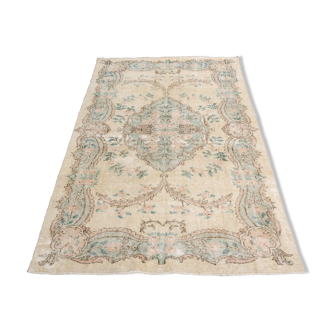 Geometric Oushak Floral Carpet