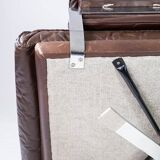 Chaise facile rembourrée avec cuir brun patiné et cadre en métal, conçu par Arne Norell