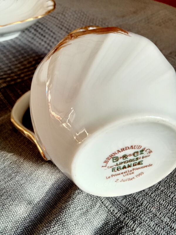 Pot à lait en porcelaine Bernardaud