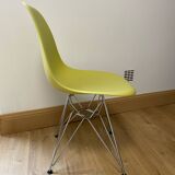 2 Chaises Eames par Vitra