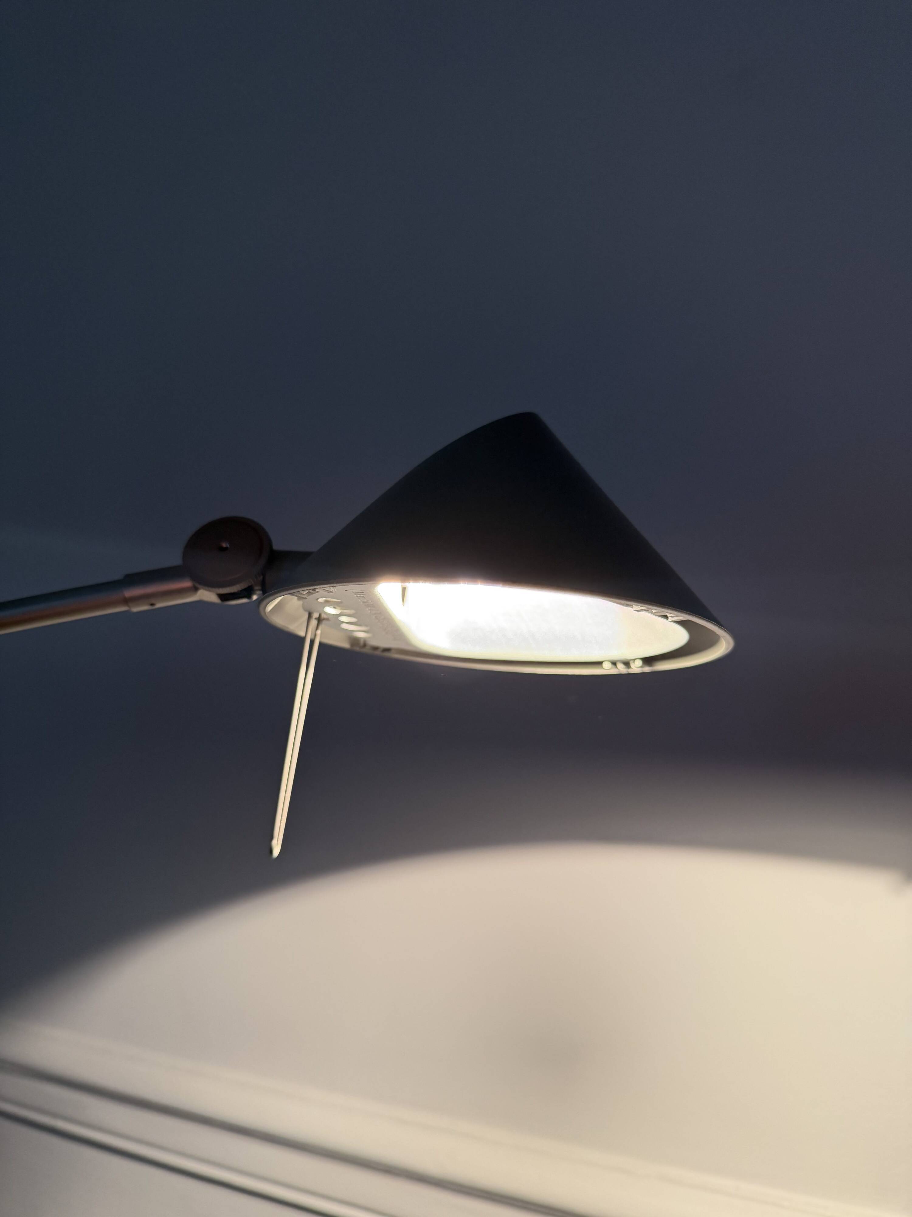 ARTEMIDE - Nestore Desk Lamp with Counterweight Marco Forcolini