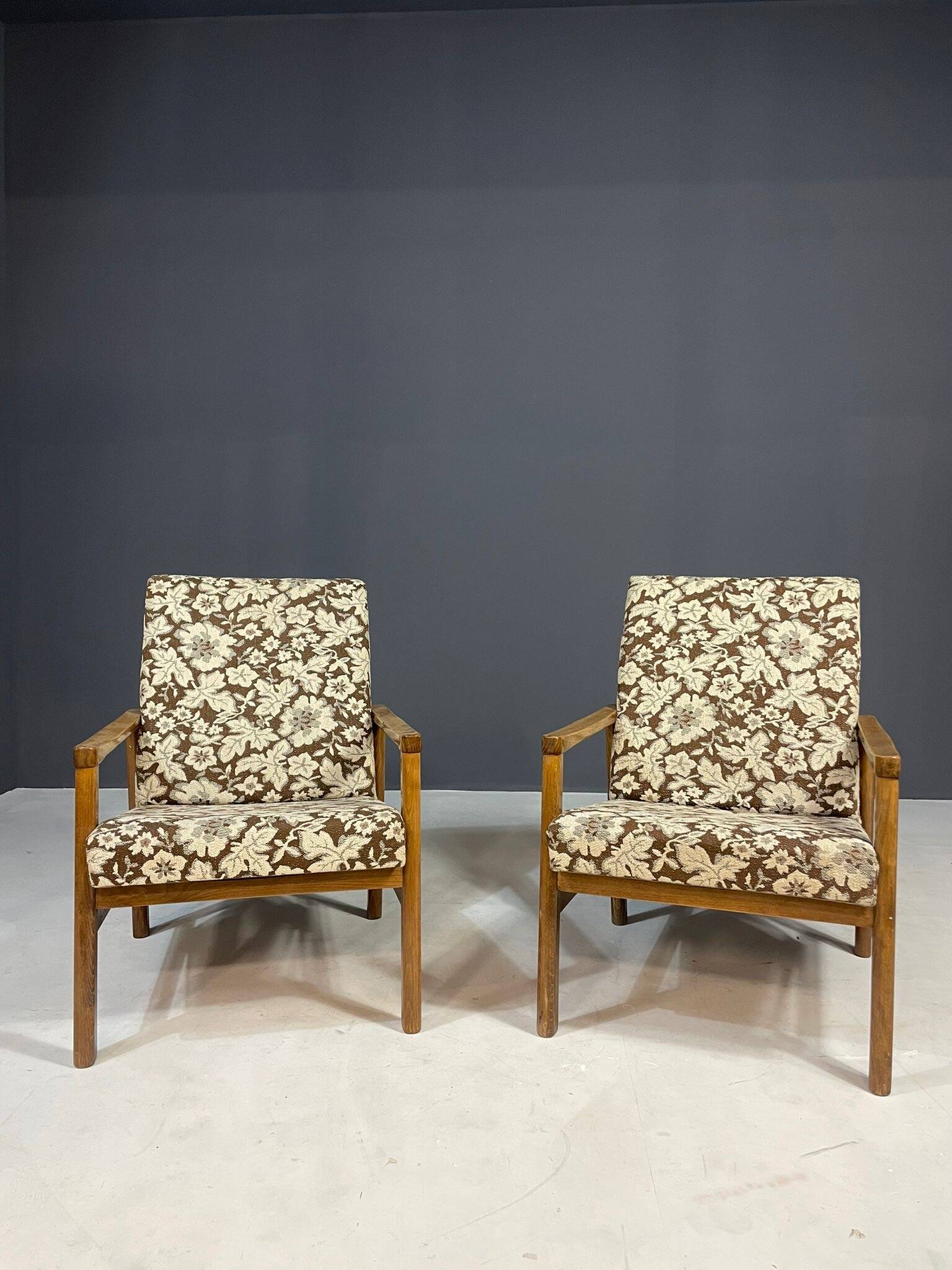 Pair of retro armchairs with floral upholstery, Czechoslovakia, 1960s