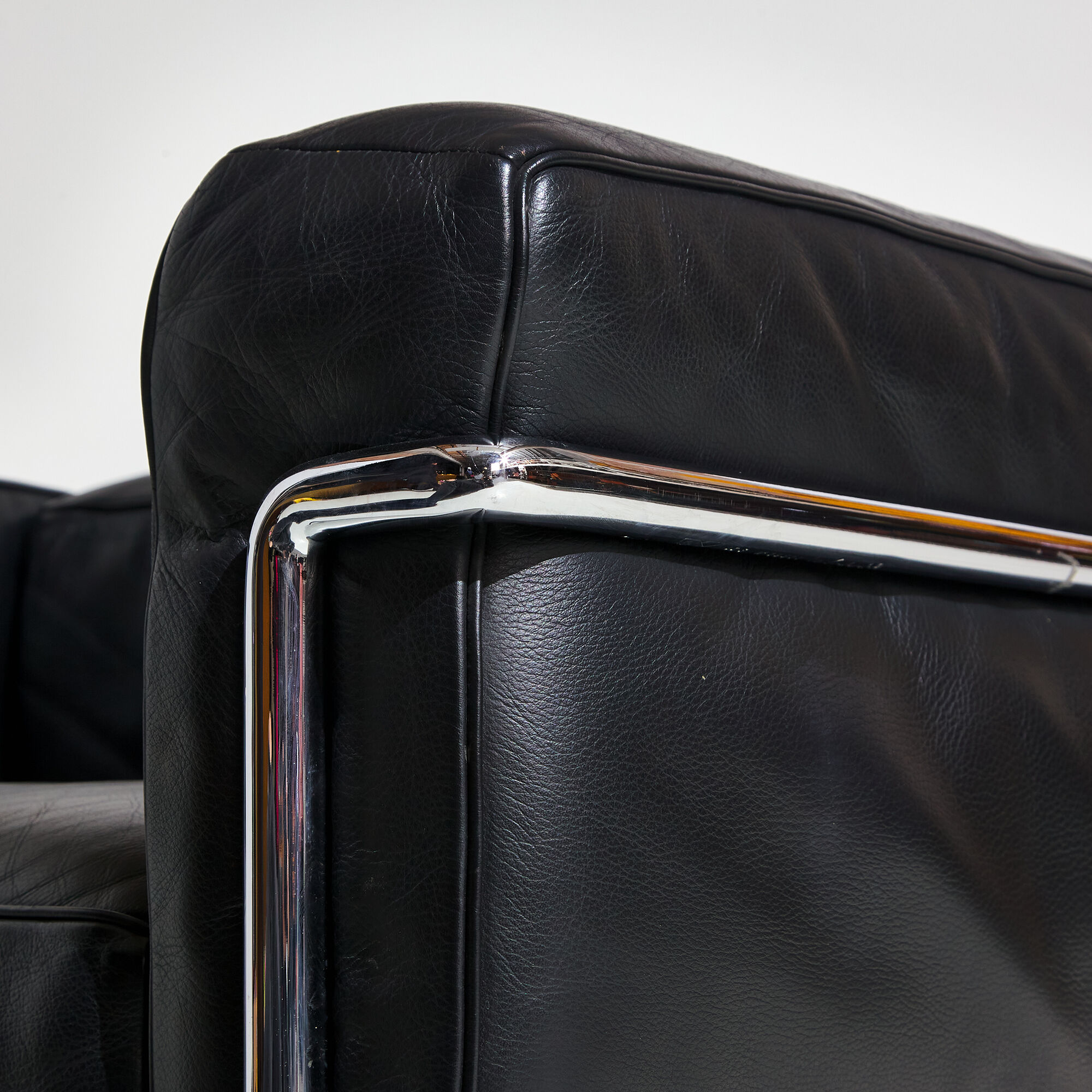 Fauteuil en cuir LC3 de Le Corbusier pour Cassina