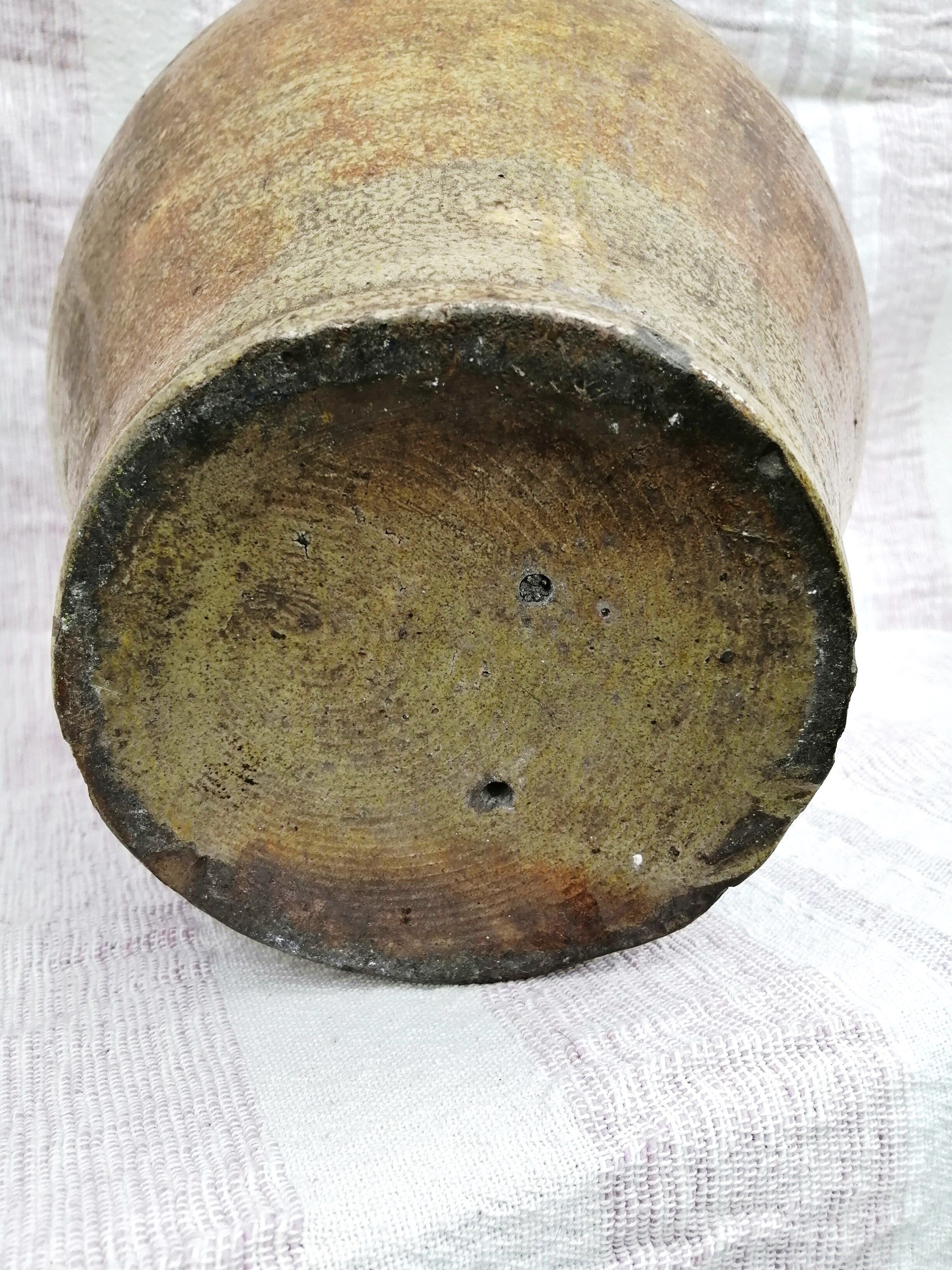 Varnished sandstone jar