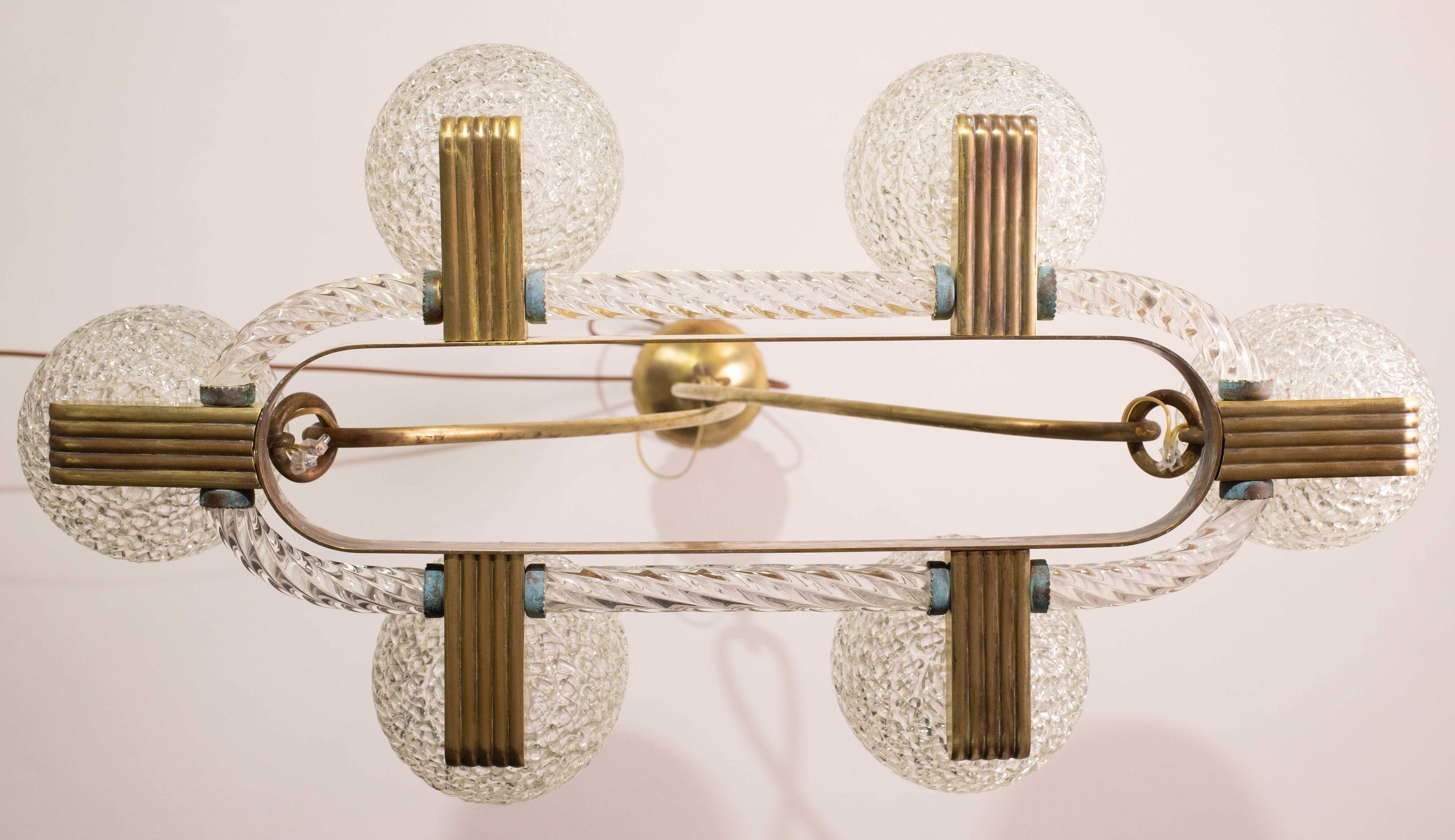Art Decò Seguso Oval Mid-Century Six- Light Murano Glass and Brass Chandeli