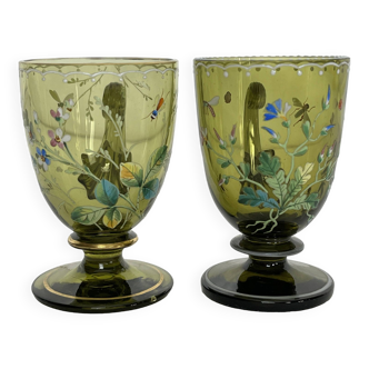 Art nouveau, deux tasses verre émaillé et or début XXème