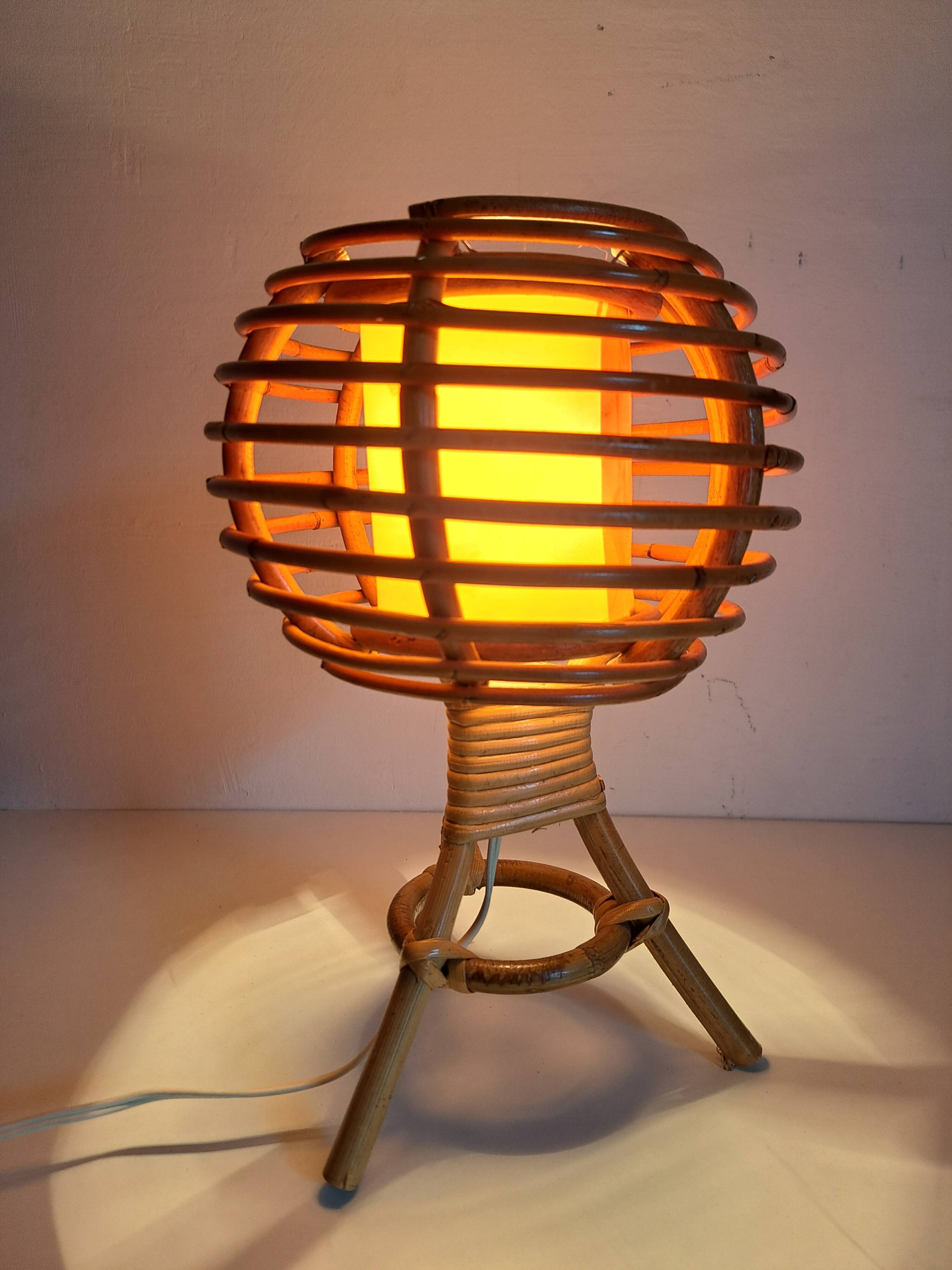 Bamboo bedside lamp