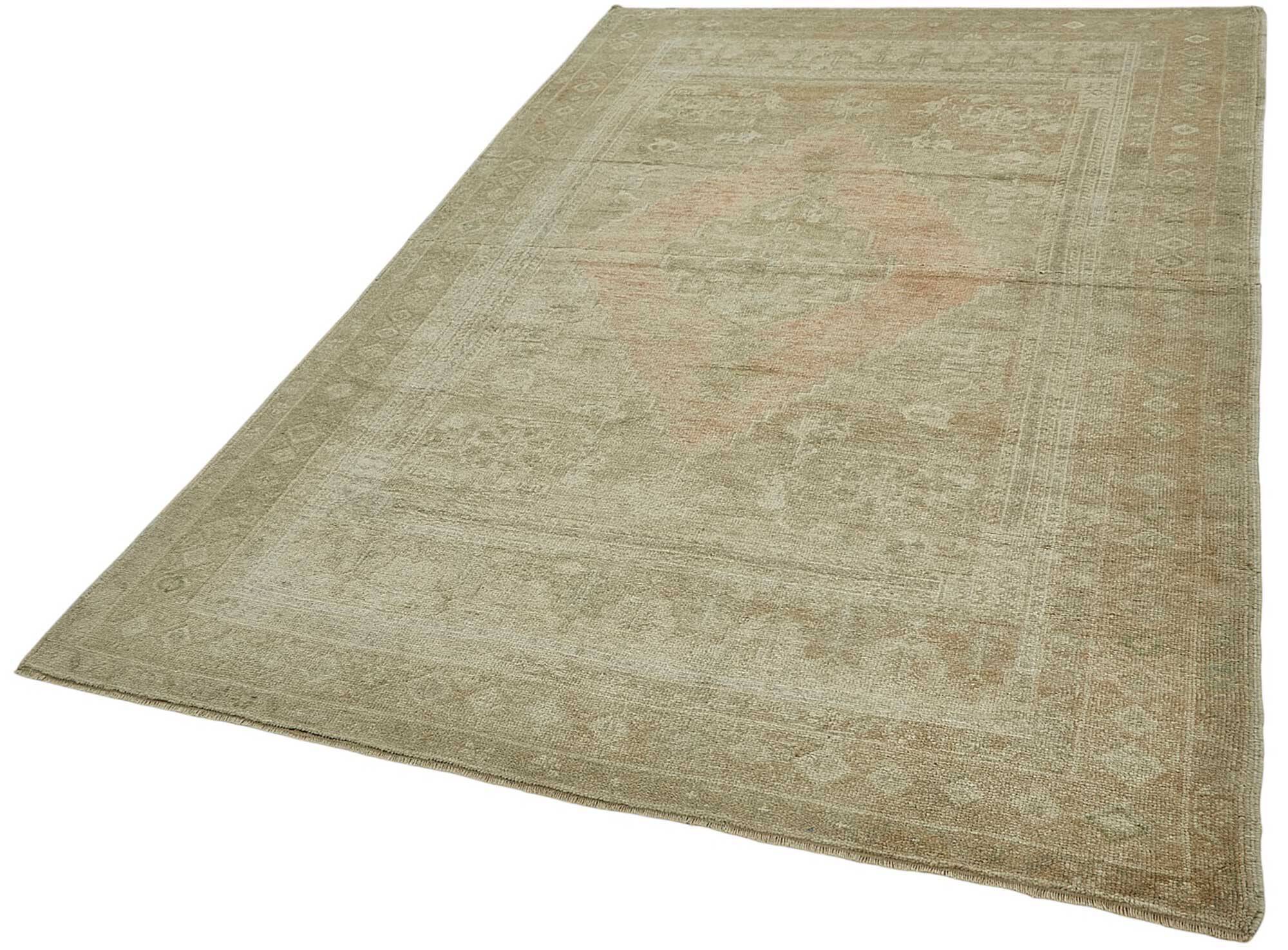 Turkish Vintage Anatolian Rug 154 cm x 236 cm