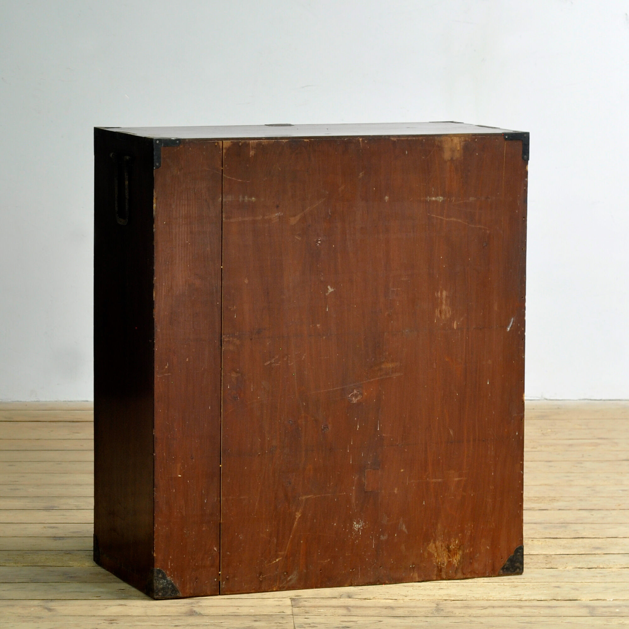 Commode Tansu japonaise, vers 1890
