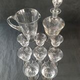 Service en verre broc + carafe + 8 verres à pieds ciselés  vintage
