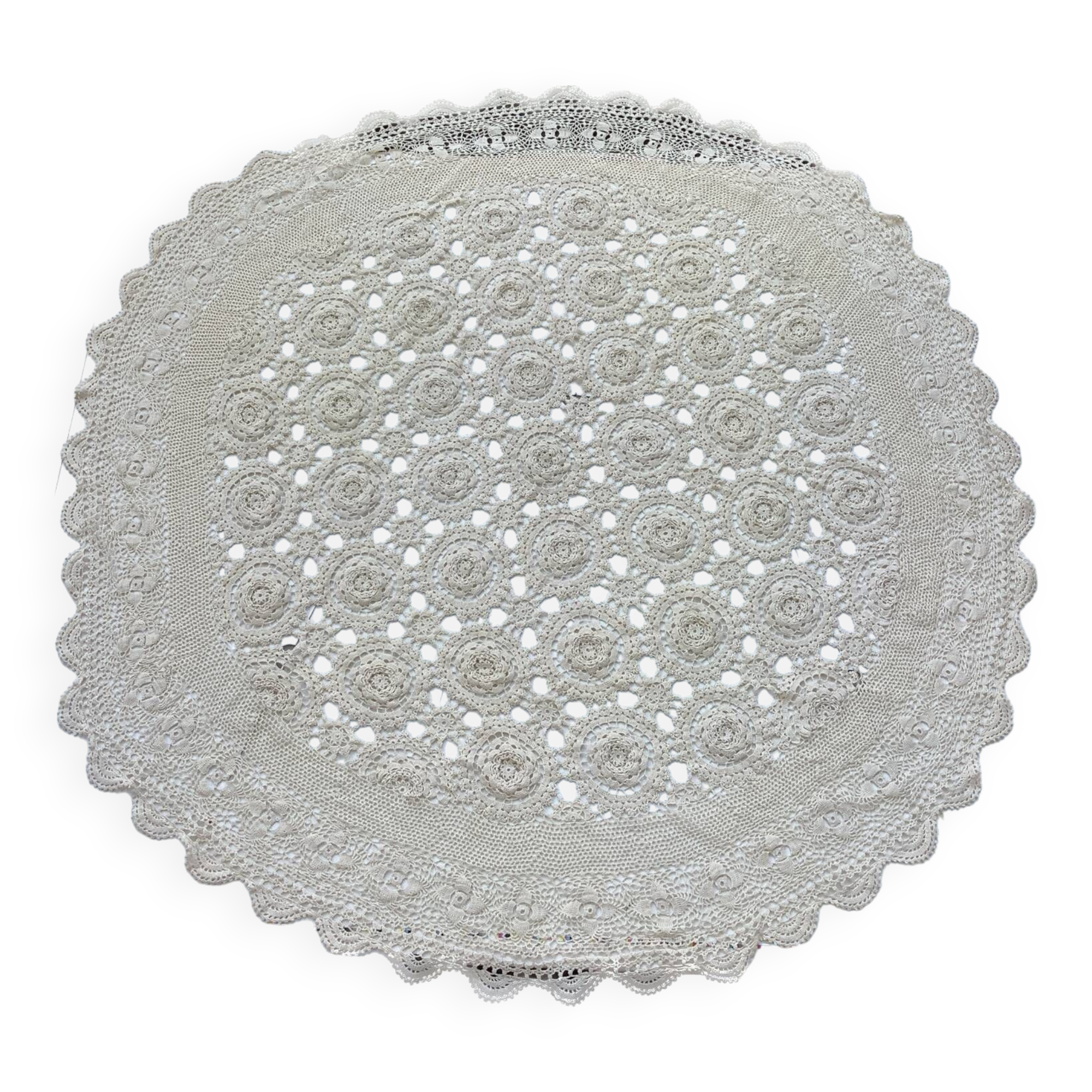 Round crocheted tablecloth