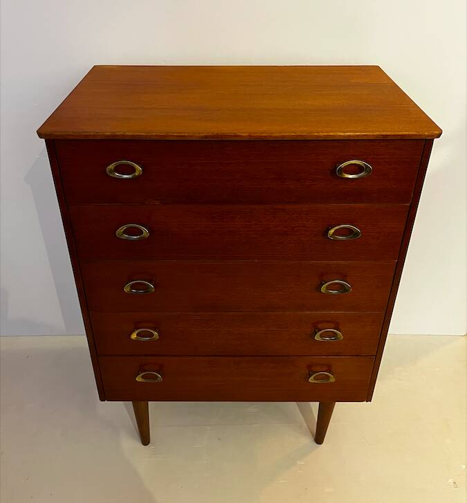 Vintage chiffonier with 5 drawers