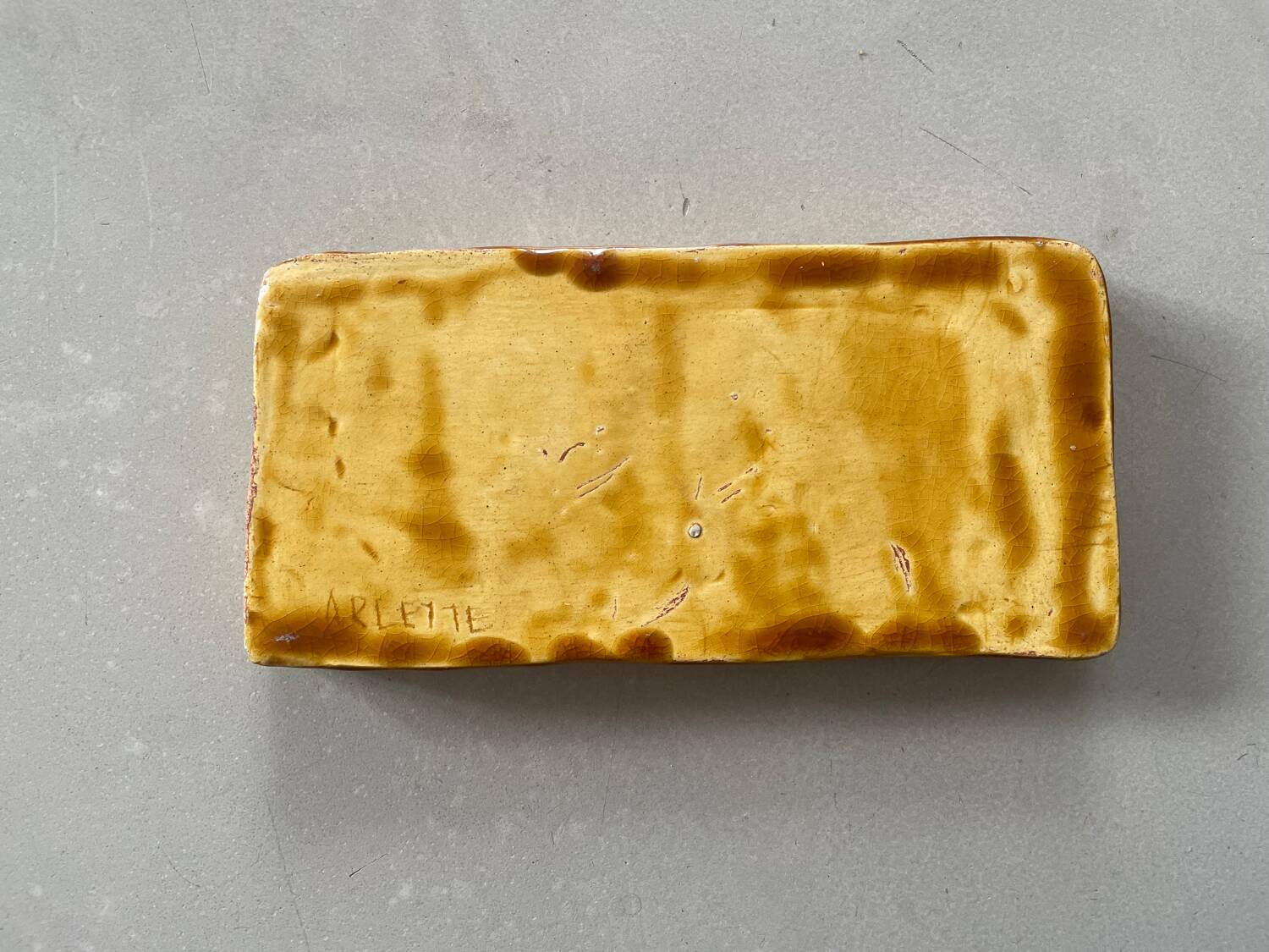 Ceramic dish signed Arlette