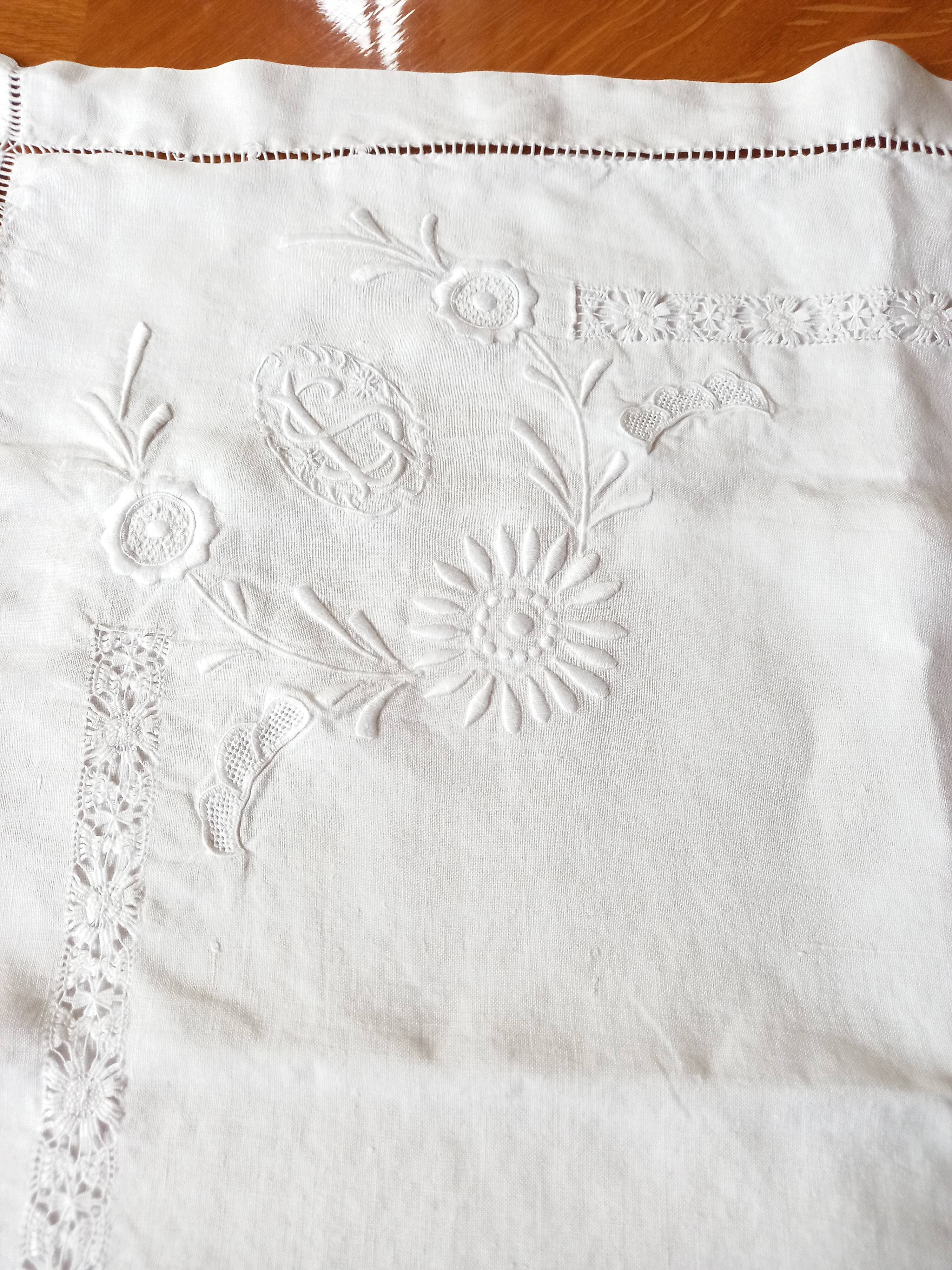 Embroidered pillowcase