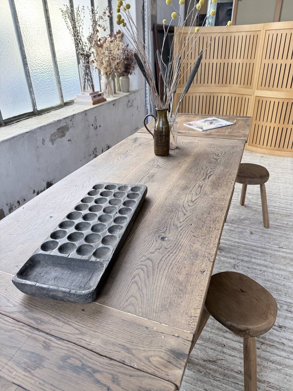 Solid oak farmhouse table with integrated extensions 1950