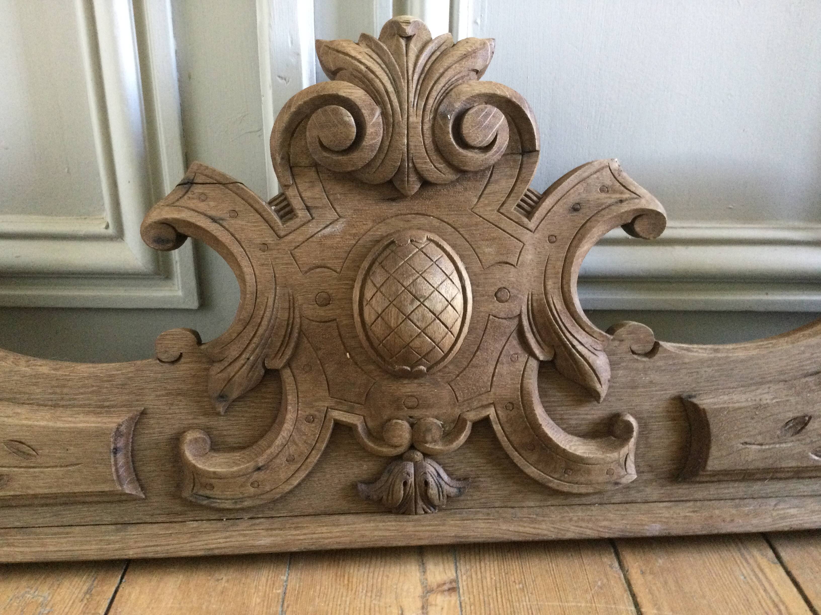 Ancient oak pediment