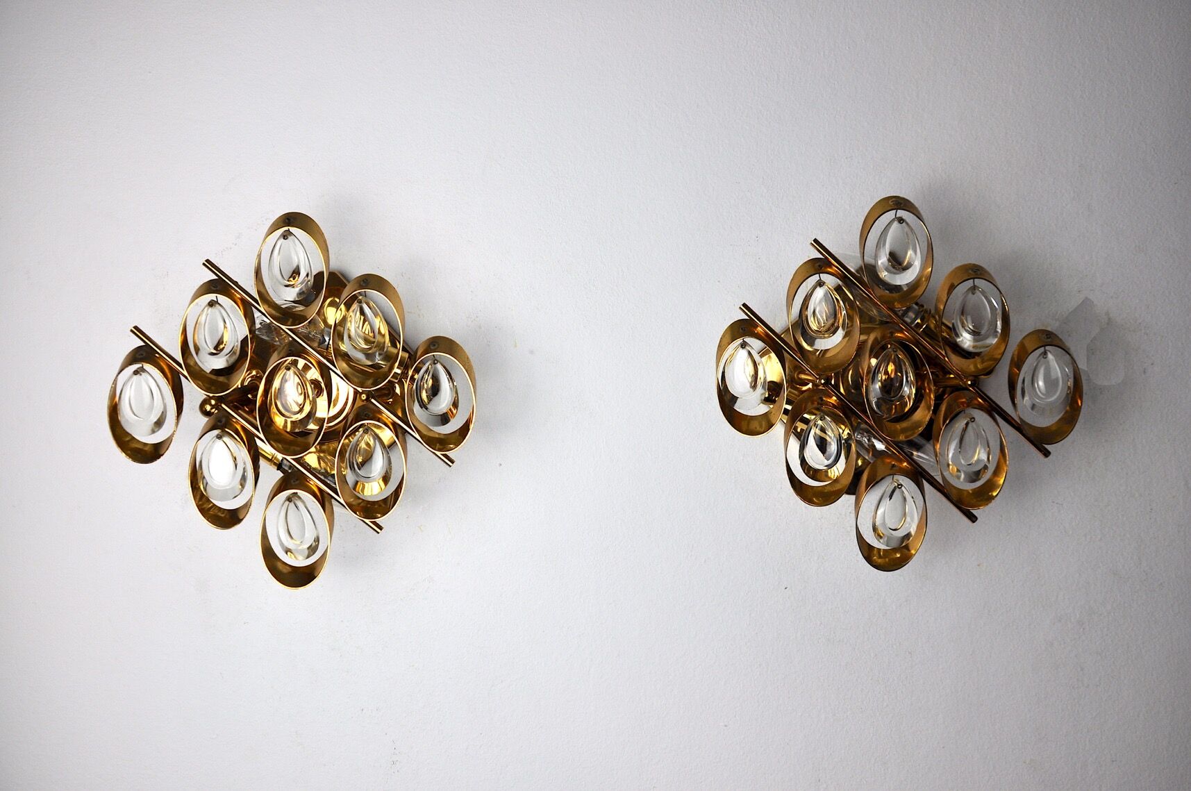 Pair of wall lamps Oscar Torlasco, Italy, 1970