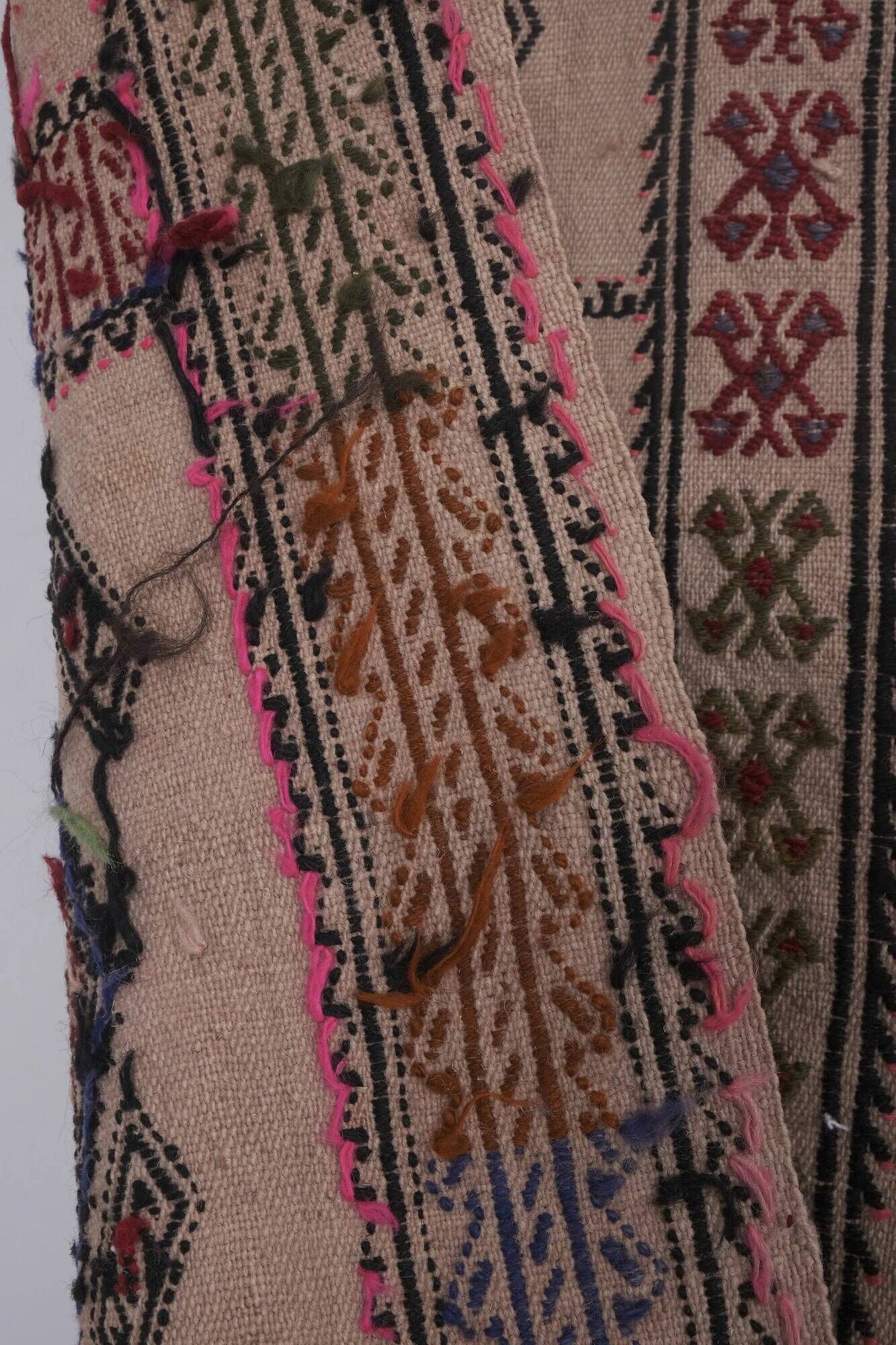 Vintage Turkish kilim handwoven 161x226 cm