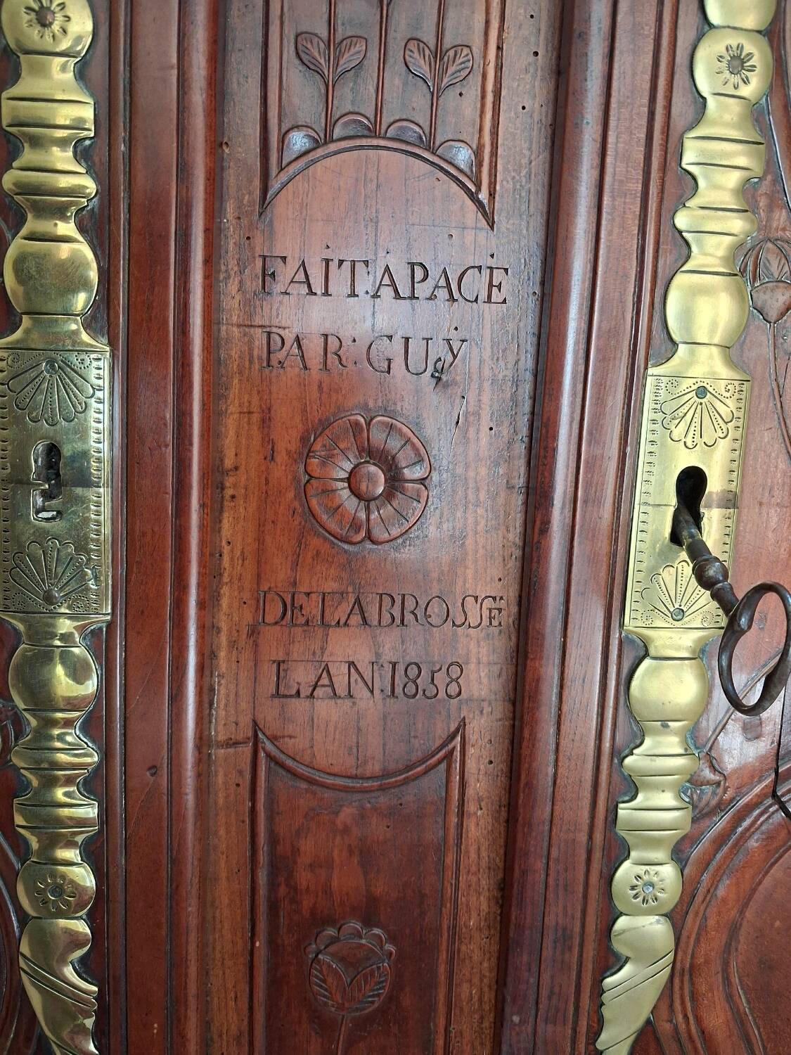 Rennes cabinet from 1858 signed