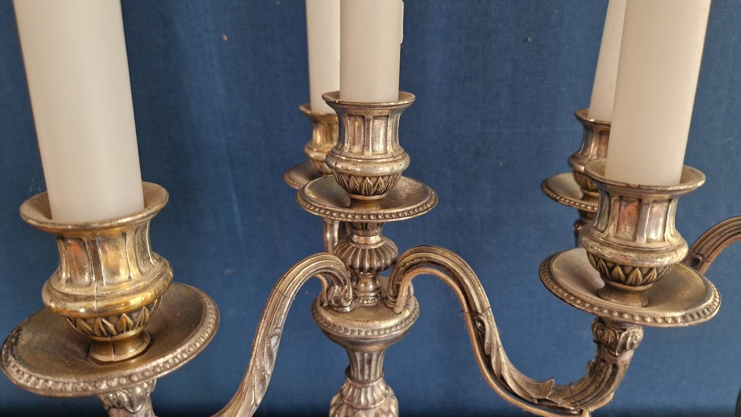 Paire de chandelier en métal argenté