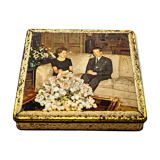 Delacre Albert and Paola cookie box