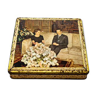 Delacre Albert and Paola cookie box
