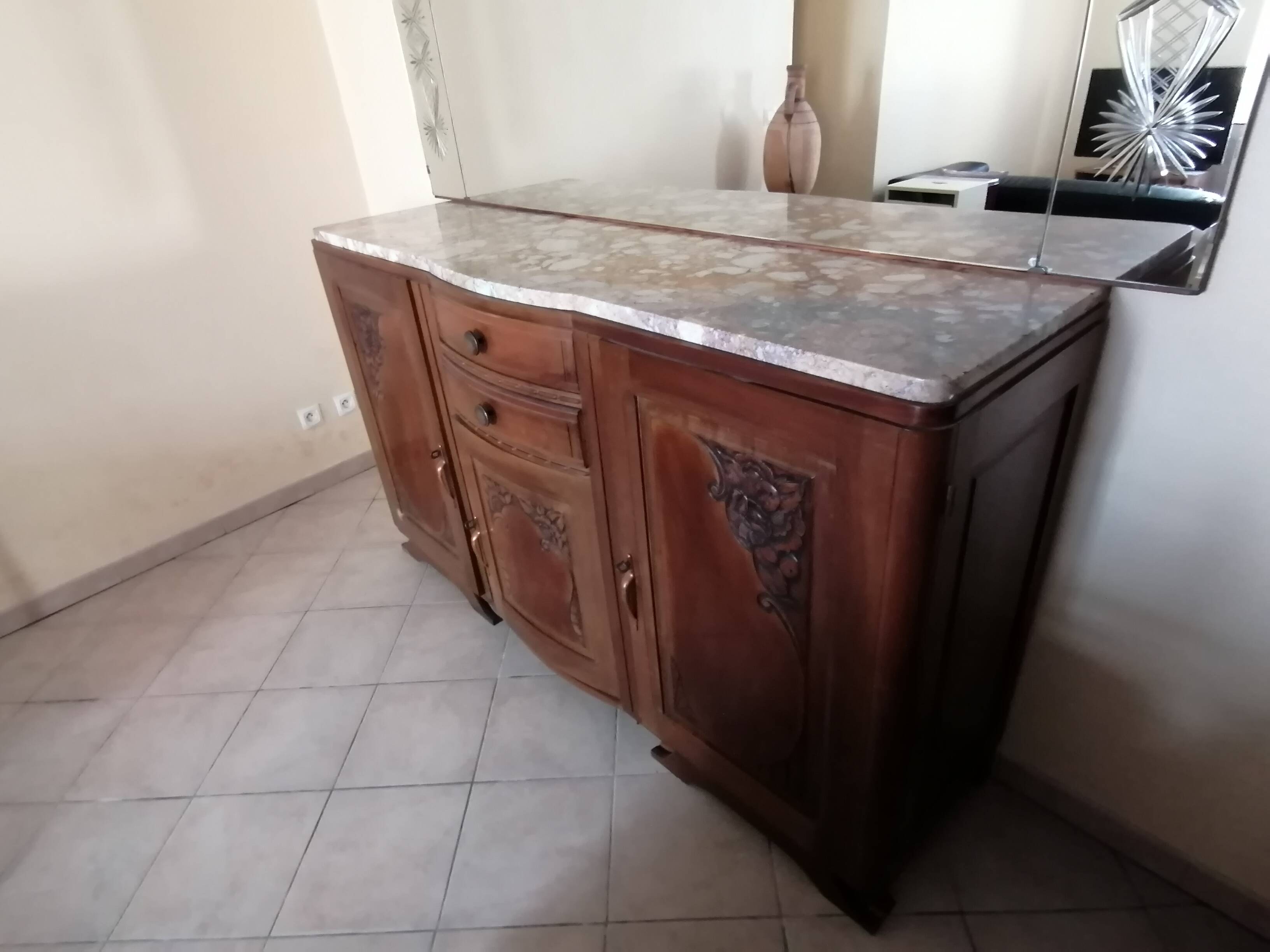 Buffet bois et marbre