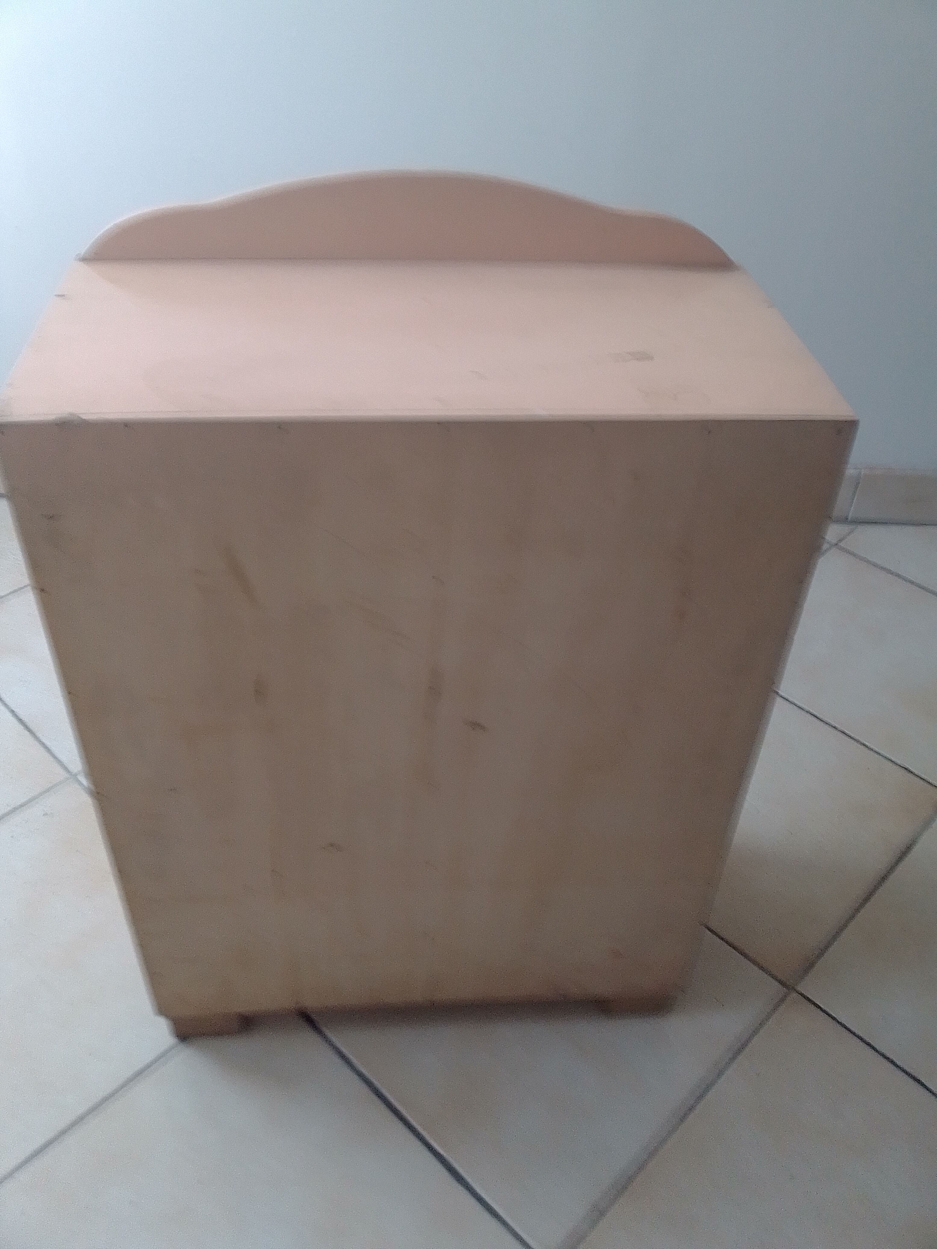 Painted wooden stern cabinet