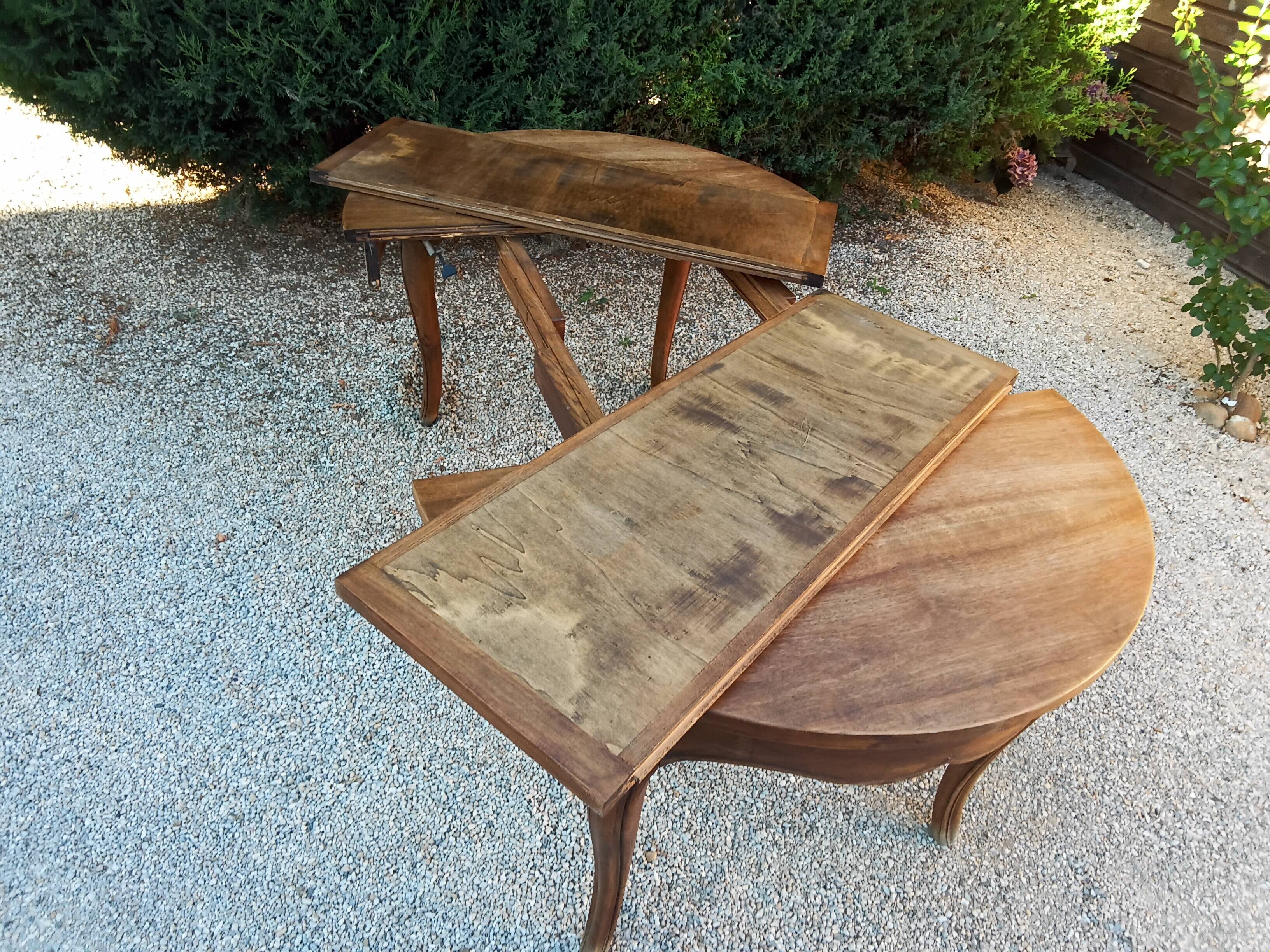Round table + two extensions