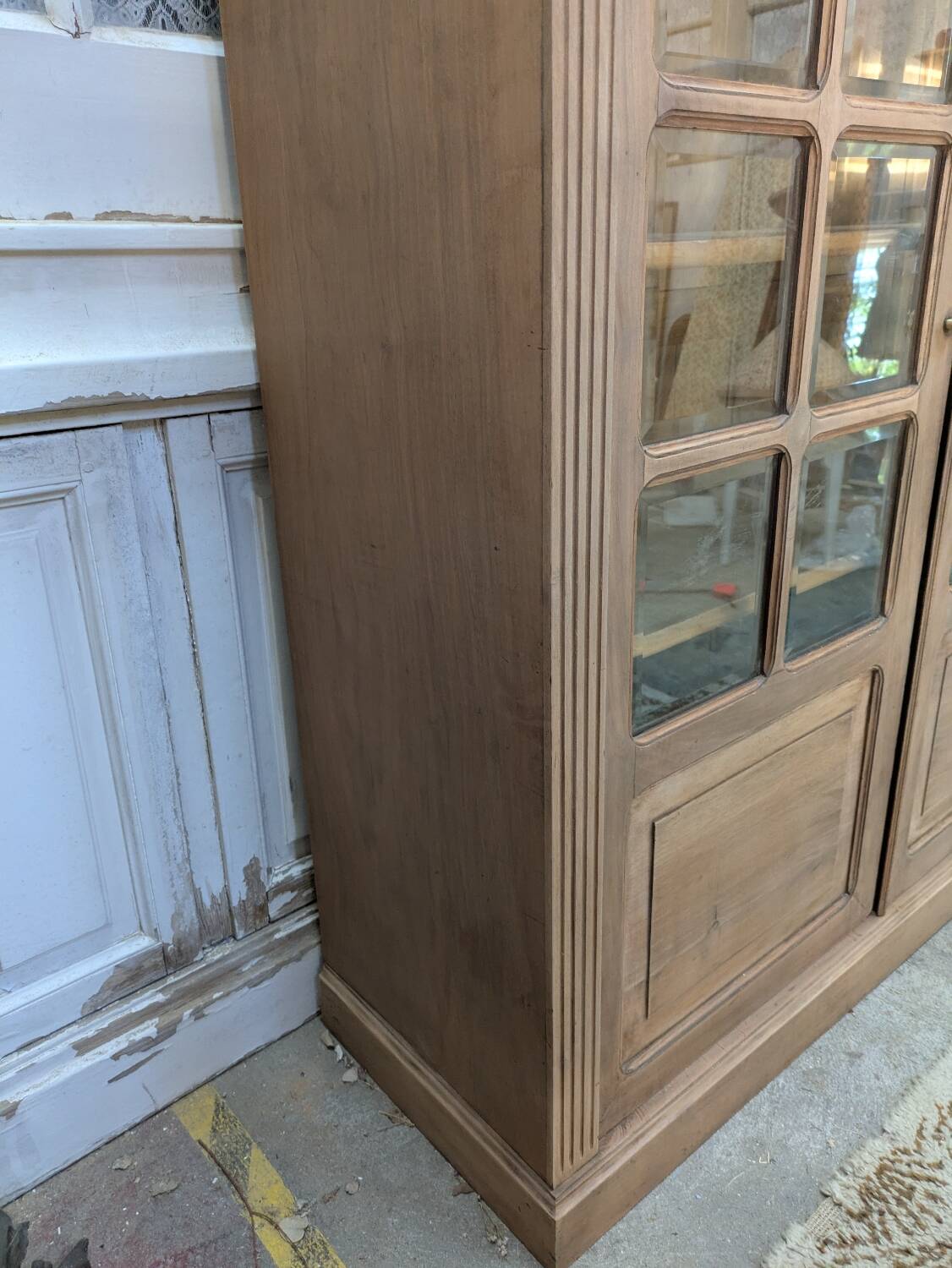 Glass cabinet