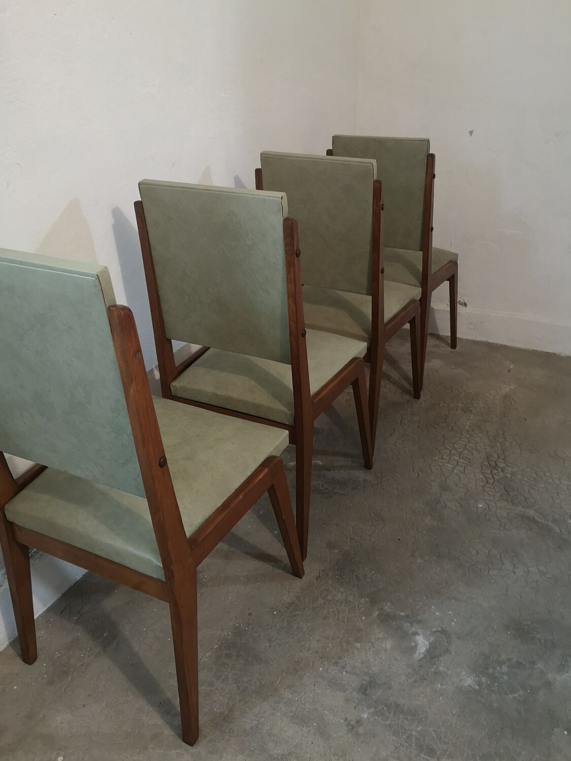 Set of 4 vintage chairs