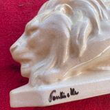 Fontinelle crackled ceramic walking lion