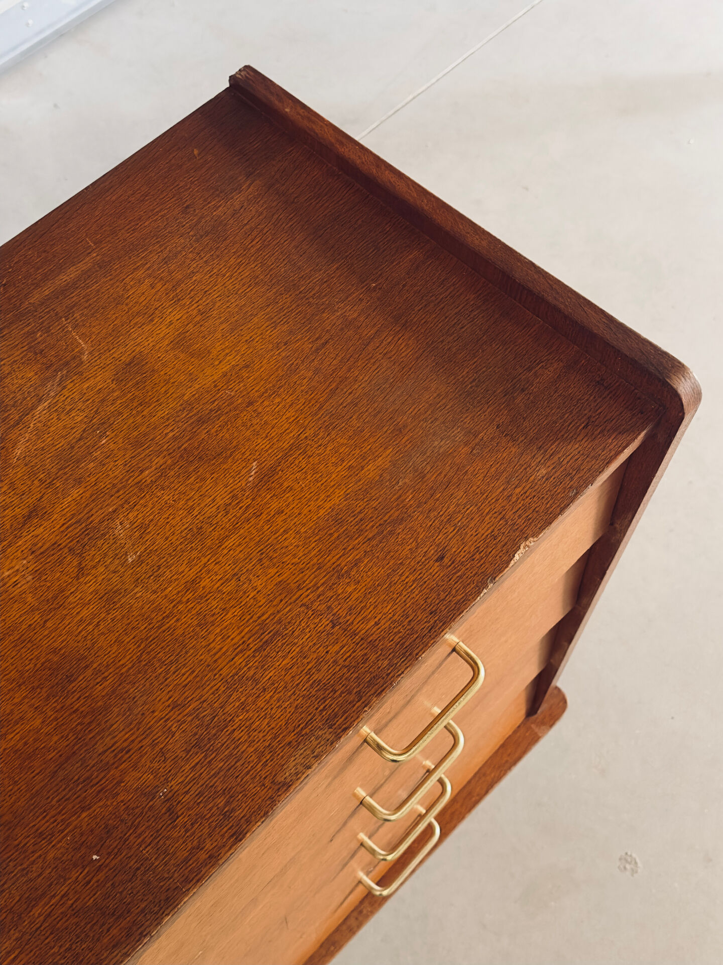 Vintage Scandinavian chest of drawers with 4 drawers