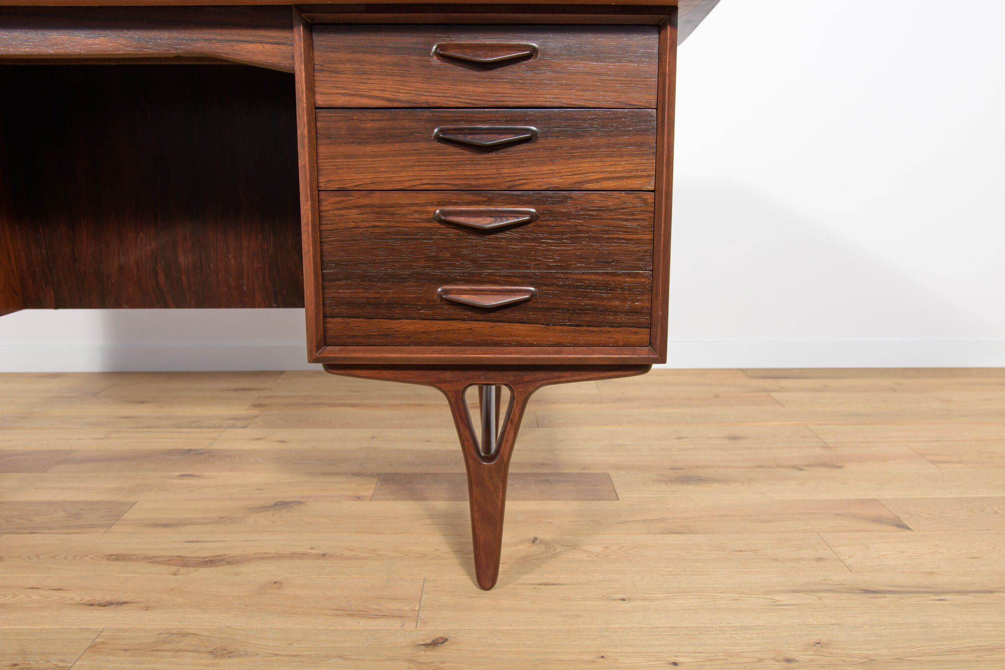 Mid-Century Freestanding Rosewood Desk, 1960s