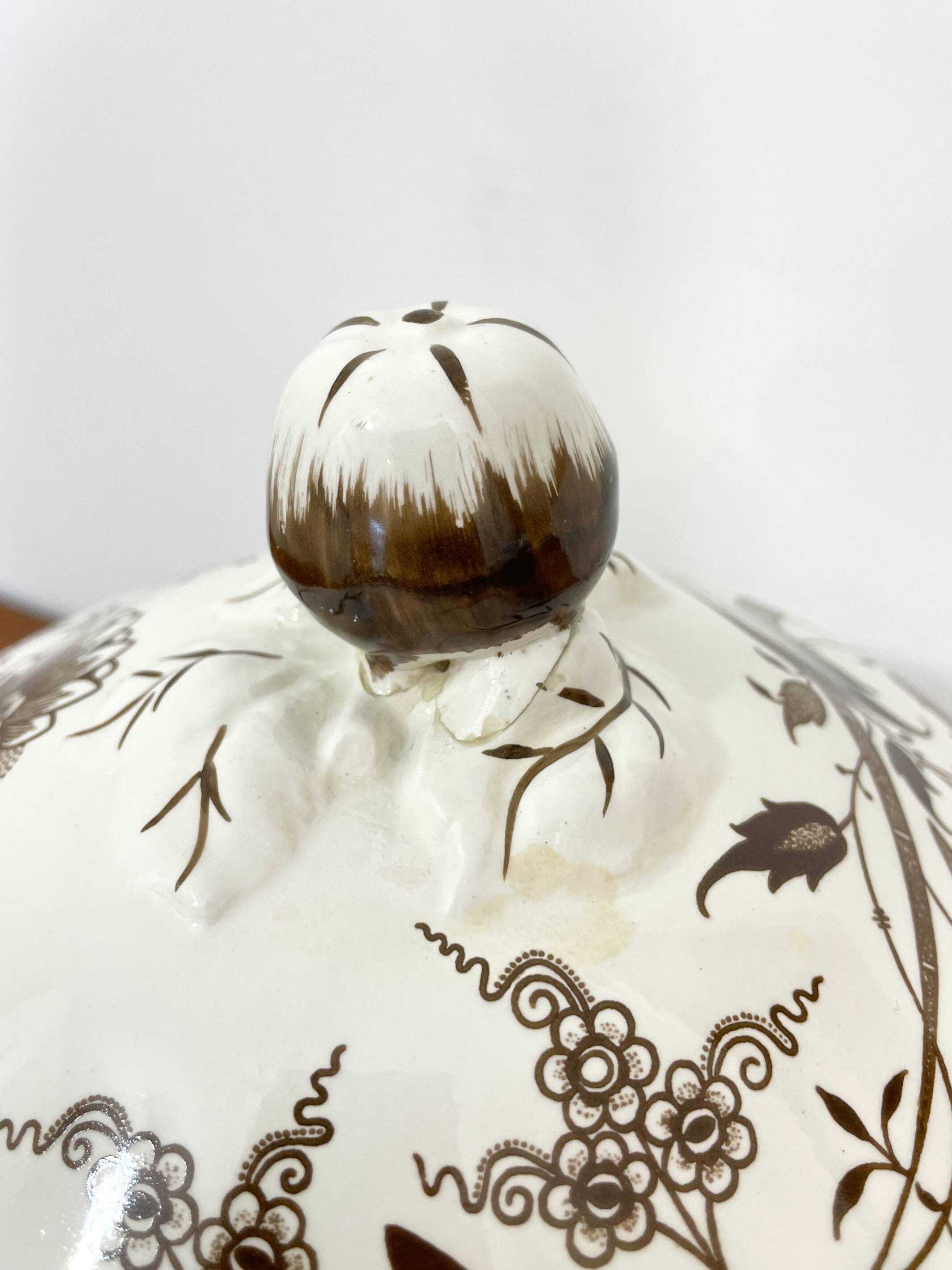 Soup tureen / Vegetable dish in earthenware - Sarreguemines - 1940s/50s