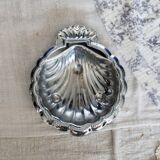 Vintage shell pocket emptier in shiny silver metal