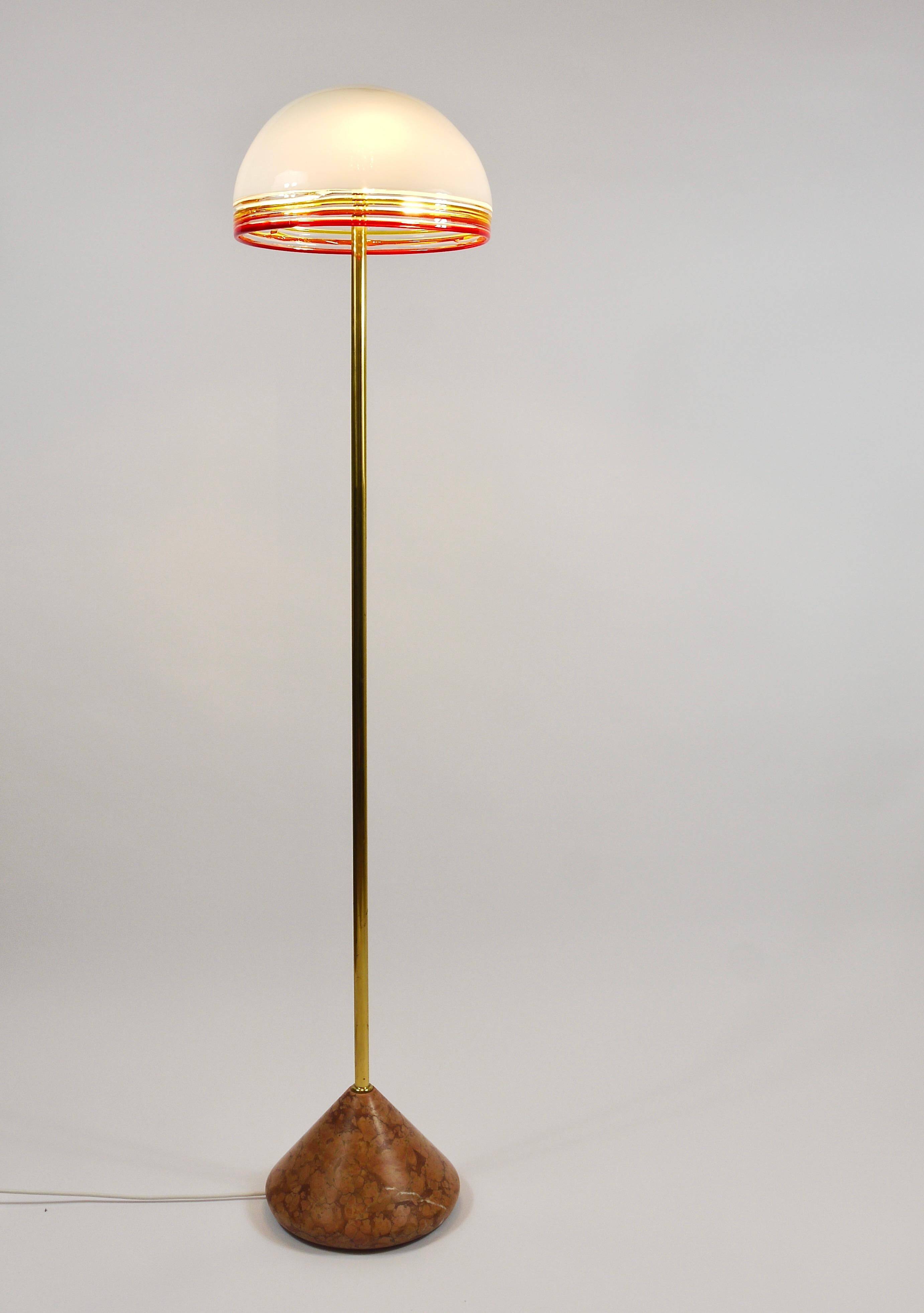 Lampe sur pied Roberto Pamio Febo en marbre, laiton et verre de Murano par Leucos Italie
