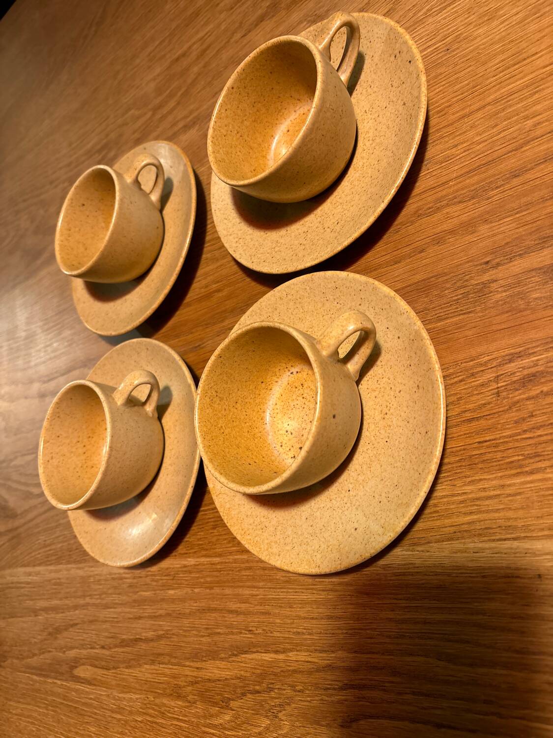 4 vintage stoneware cups