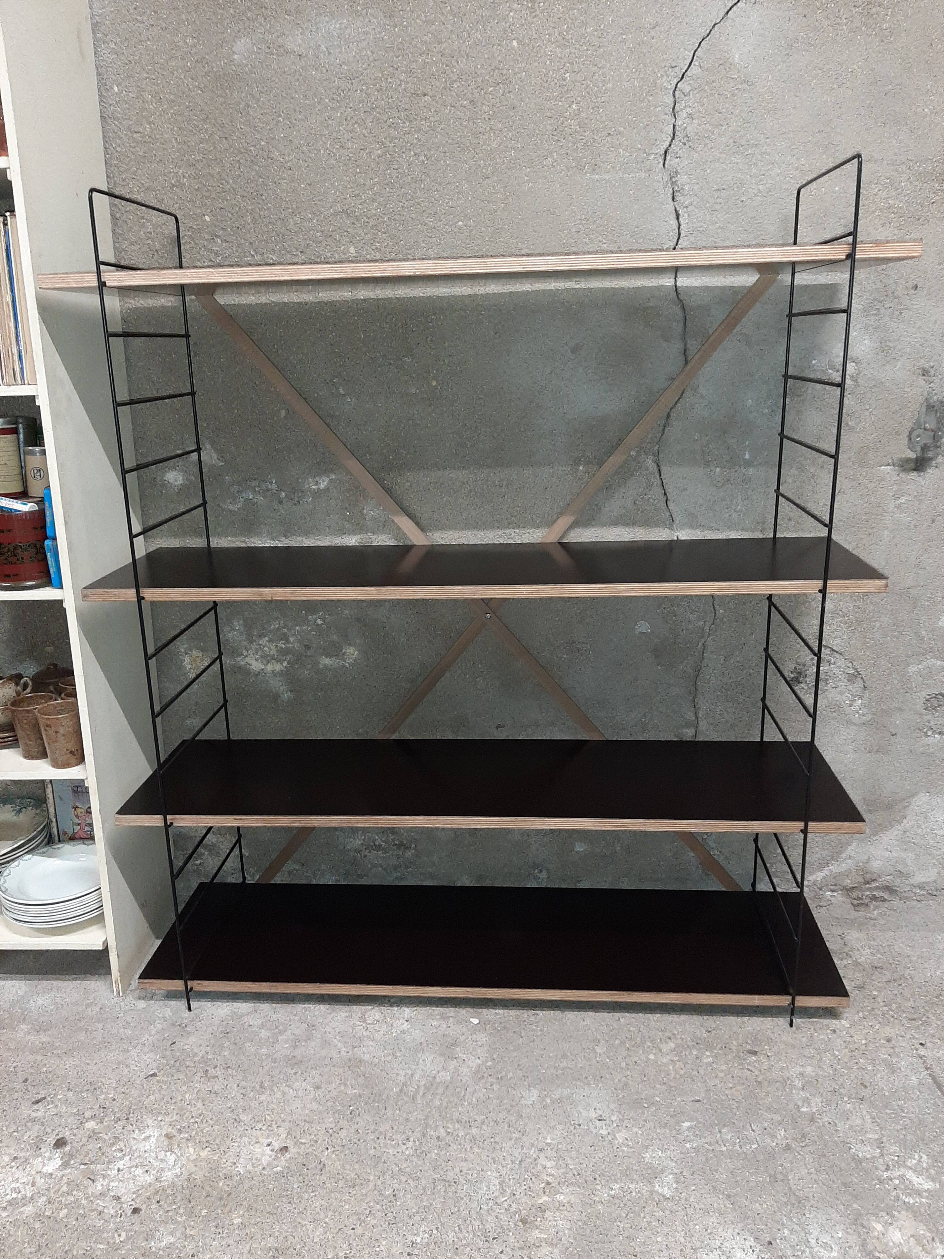 Modular shelf String