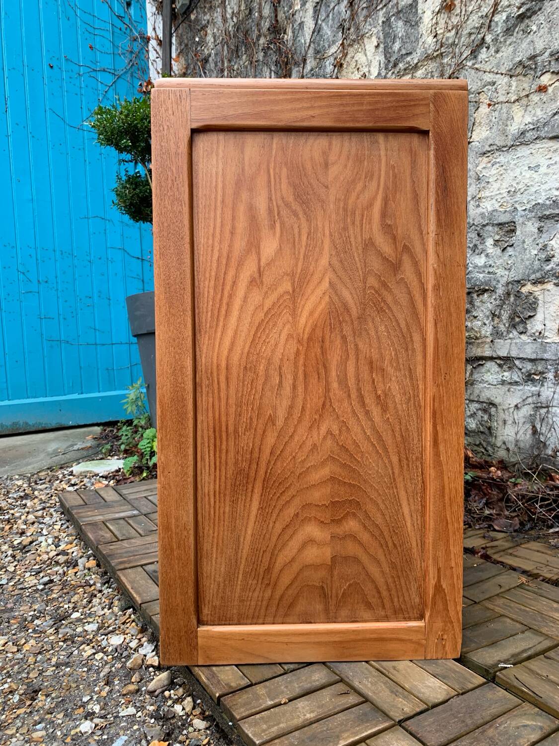 Vintage chest of drawers in solid raw wood from 1950